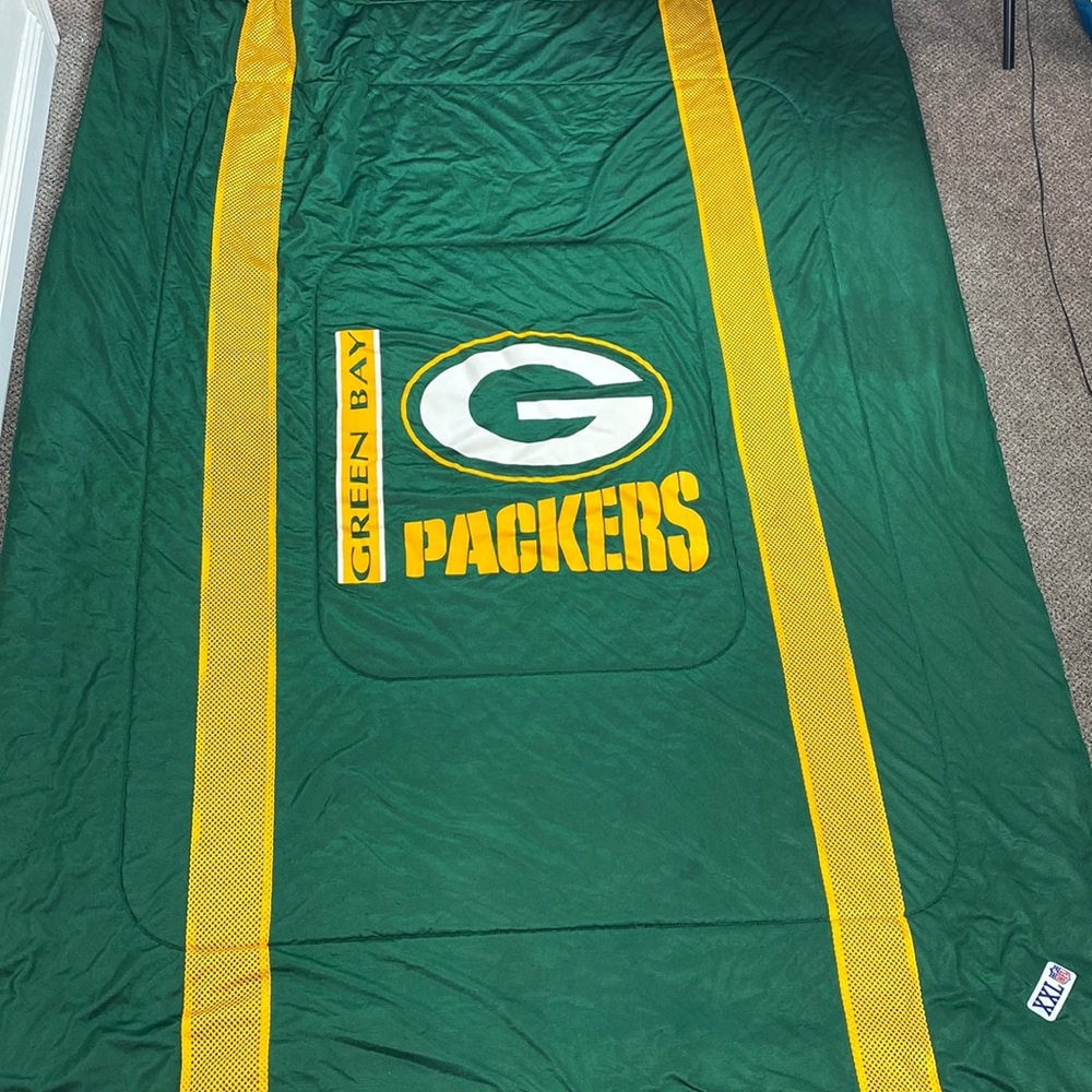 Green Bay Packers XXL NFL Blanket, Green and Yellow, 85”x66”